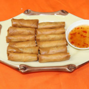 1. Mini Spring Rolls 春卷