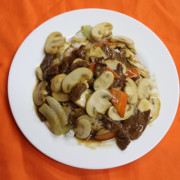 131. Beef and Mushrooms on Rice 鲜菇牛肉饭