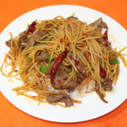 167.  Spicy Beef with Shredded Potatoes on Rice 土豆丝牛肉饭