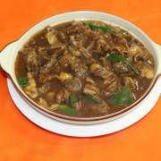 45. Stewed Beef Brisket 五香牛腩